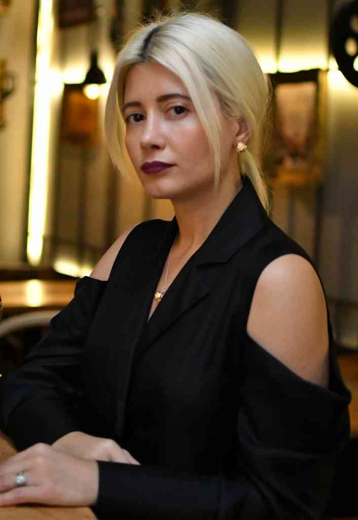 Chrisa Dobreanu, designer OMRA