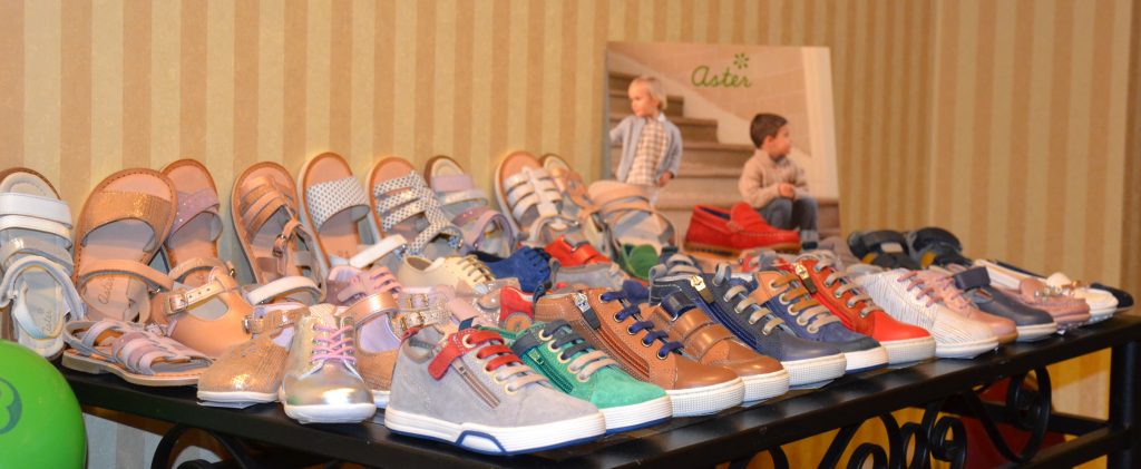 incaltaminte Lelli Kelly, Kickers, Robeez, MOD8 si Aster
