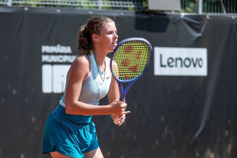  Giulia Safina Popa