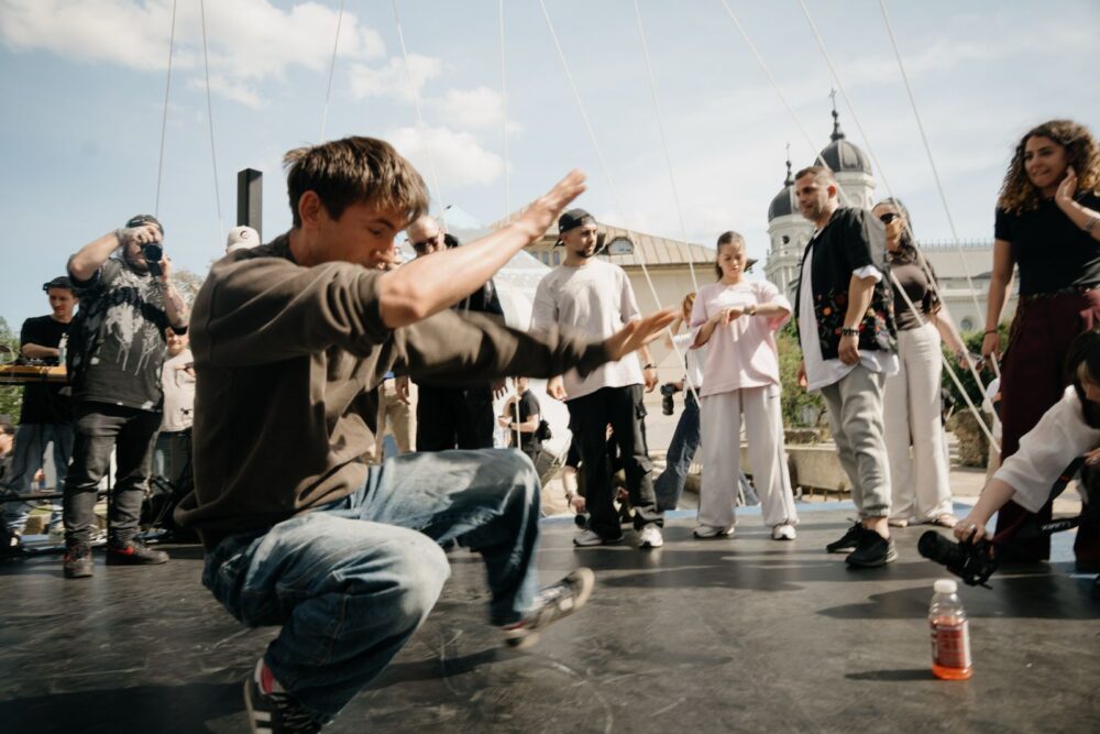 Hazaar Dance