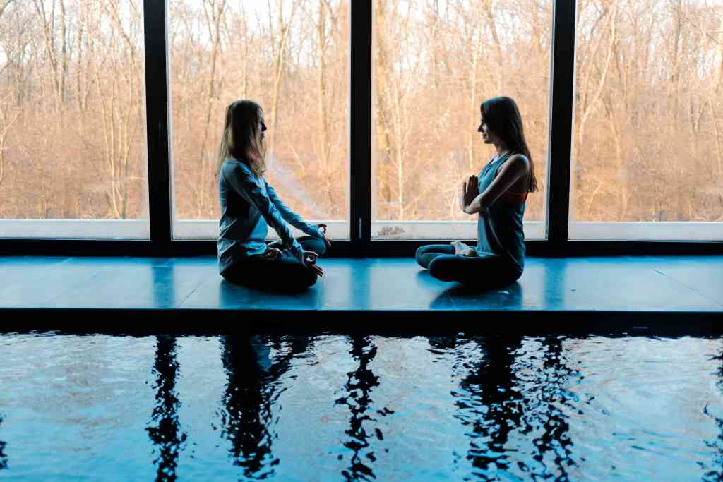 yoga laura calin