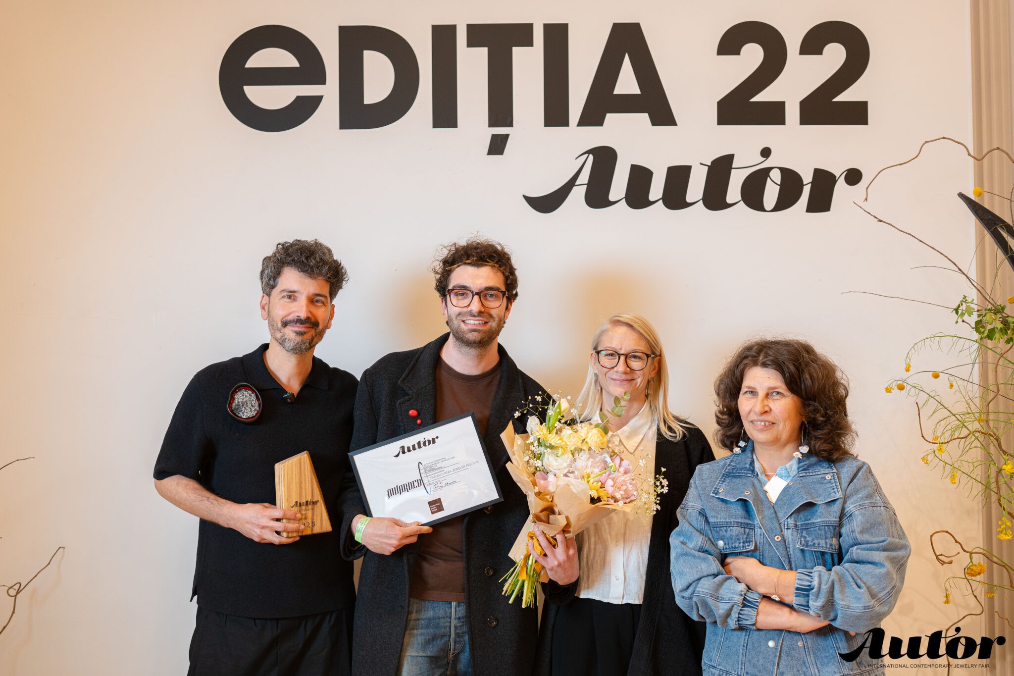 editia 22 autor