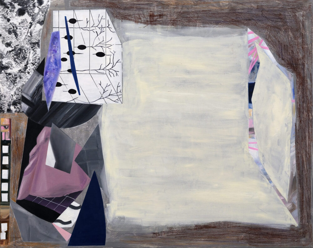 Pain of the Shoe: (In)visible Fragments