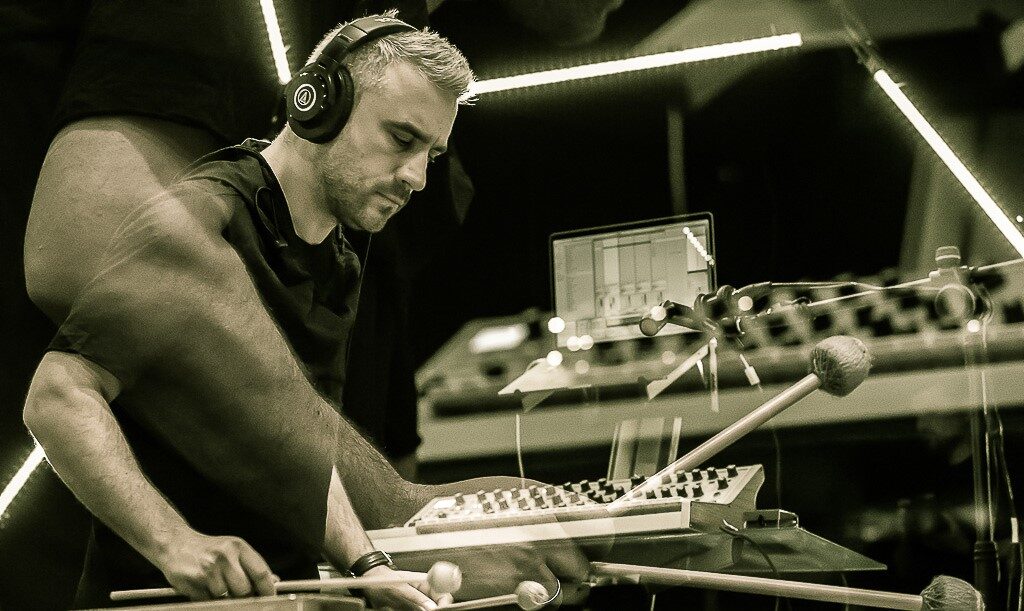 zoli toth muzică electronică
