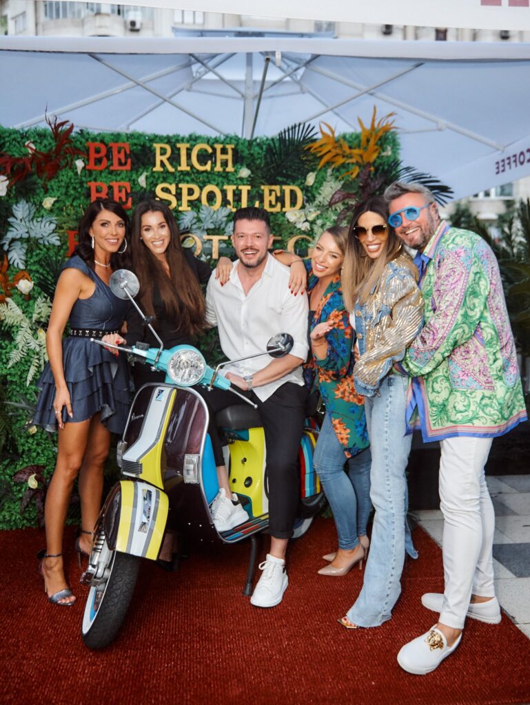 Rich Vip Lounge