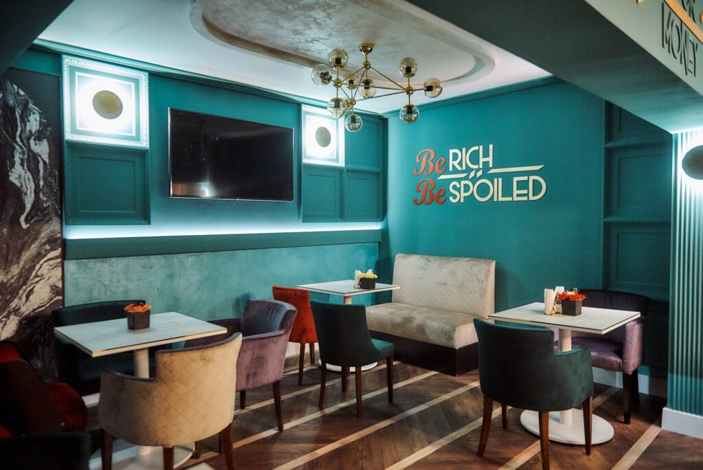 Rich Vip Lounge