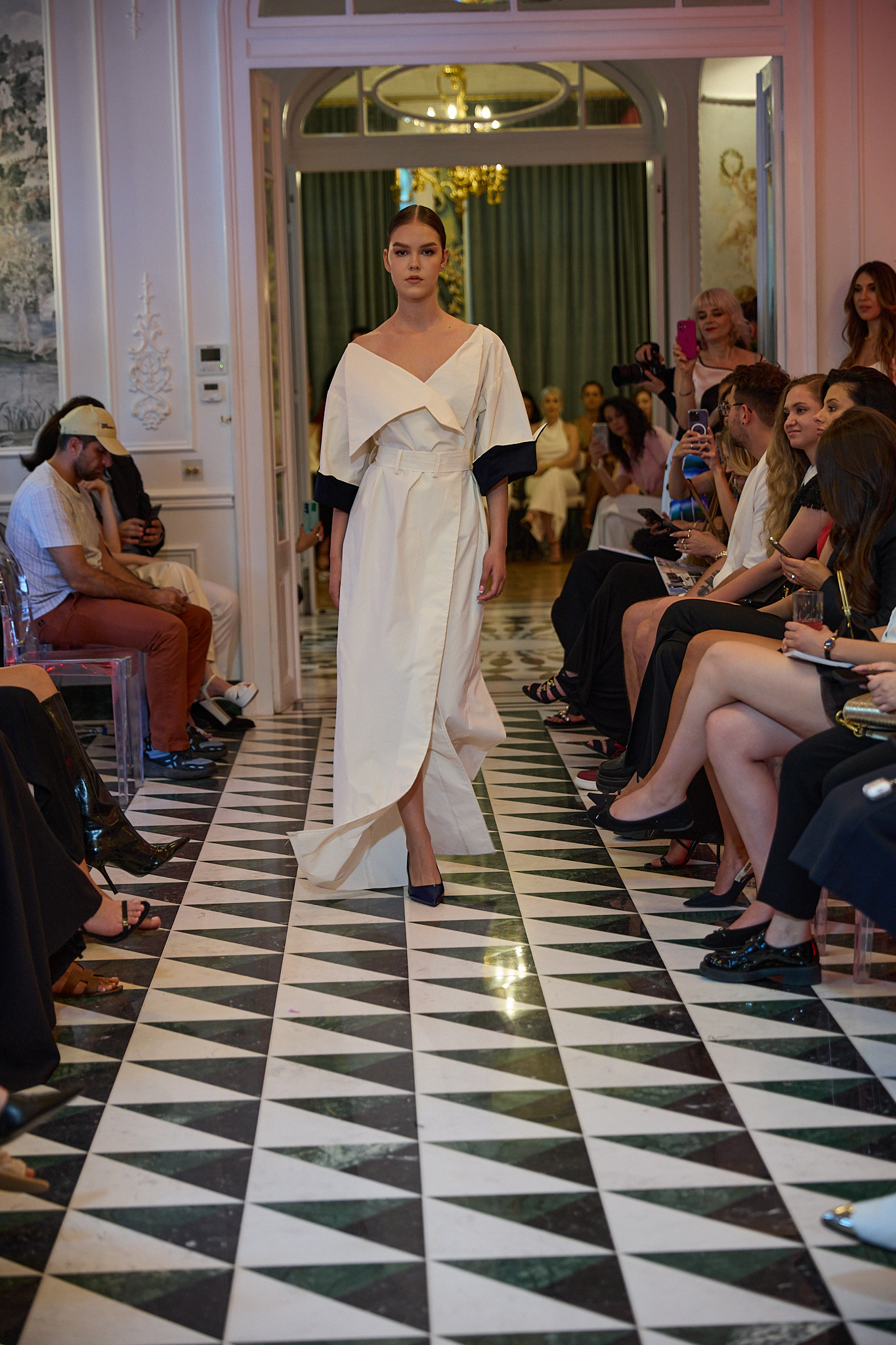 ANOD – Lorena Ion