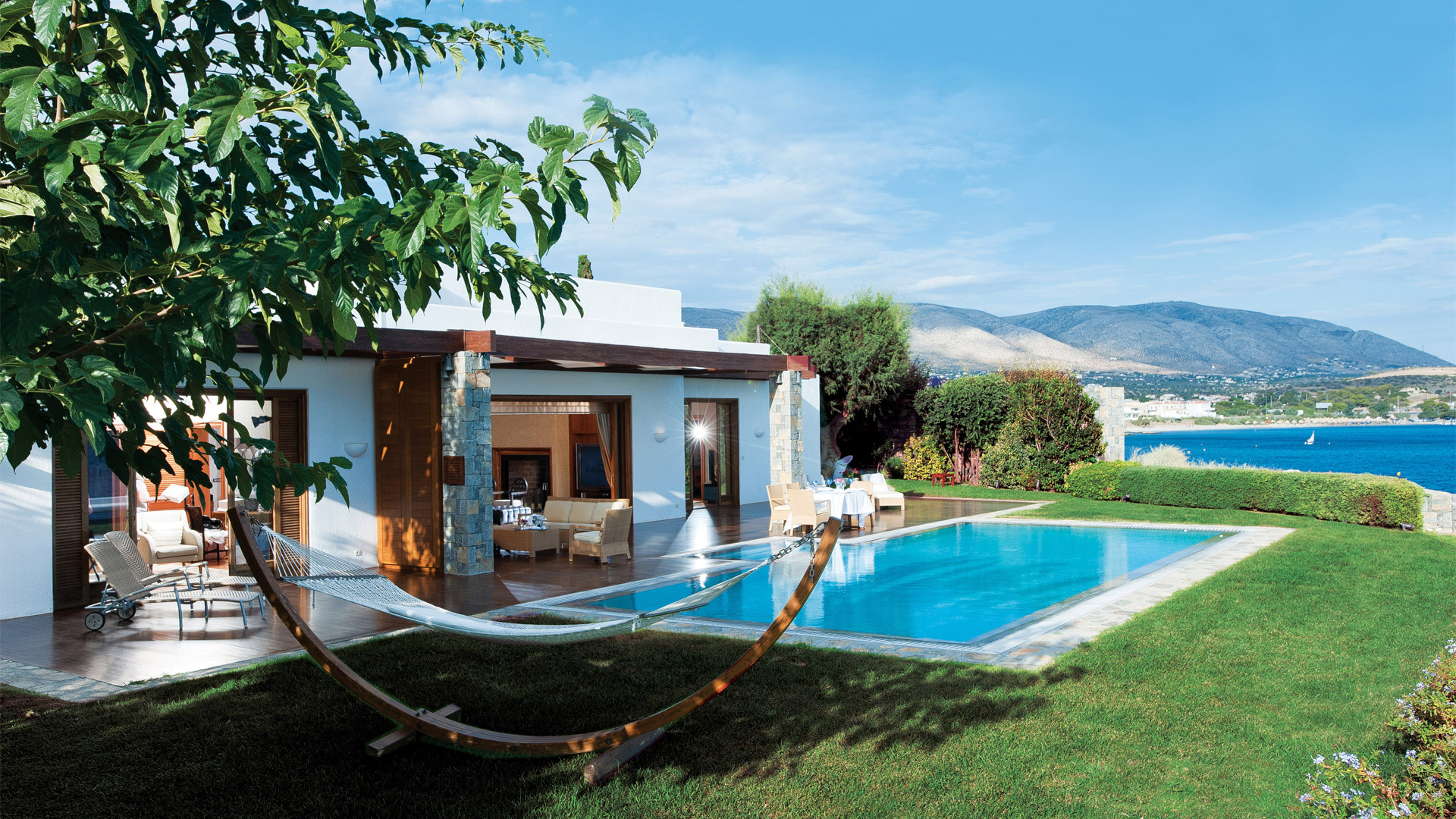 The-Royal-Villa-12
