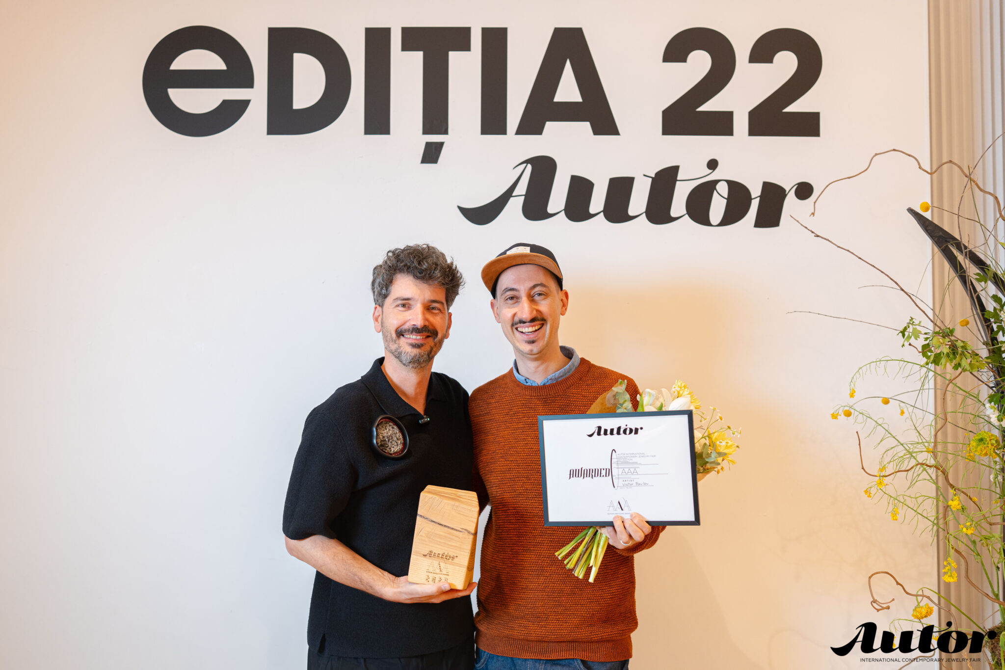 autor editia 22