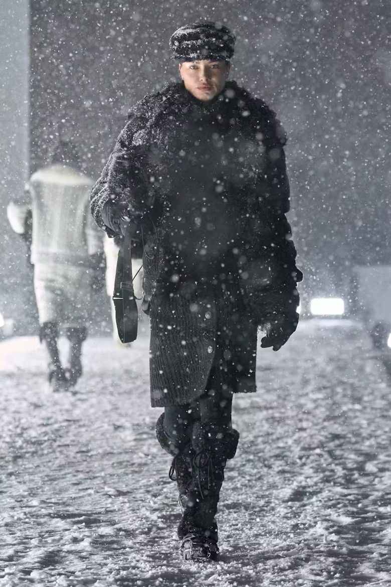 Moncler Grenoble Fall/Winter 2025. Sursa foto: wmagazine.com