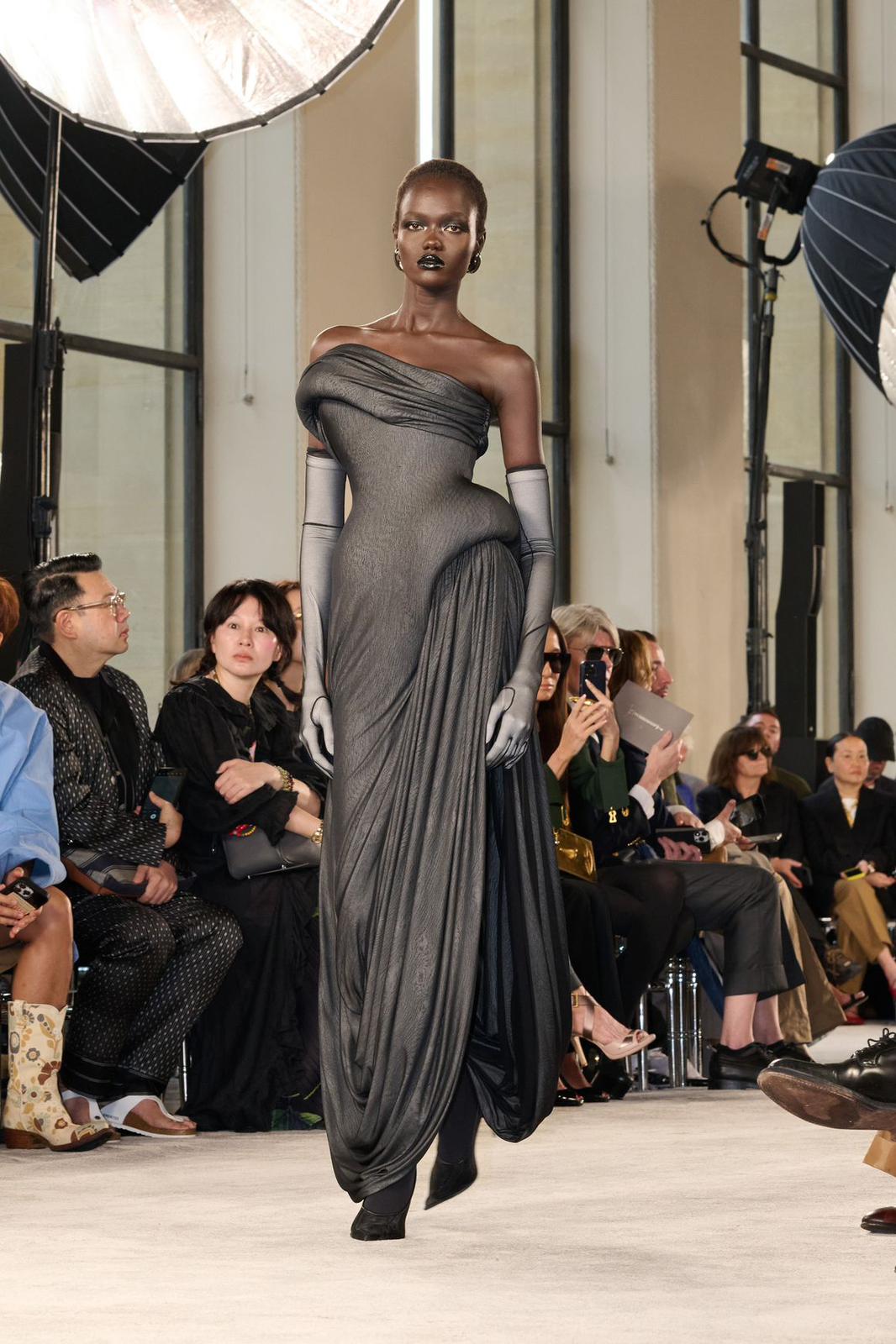 Săptămâna Modei Haute Couture toamnă-iarnă 2025/2026 Schiaparelli