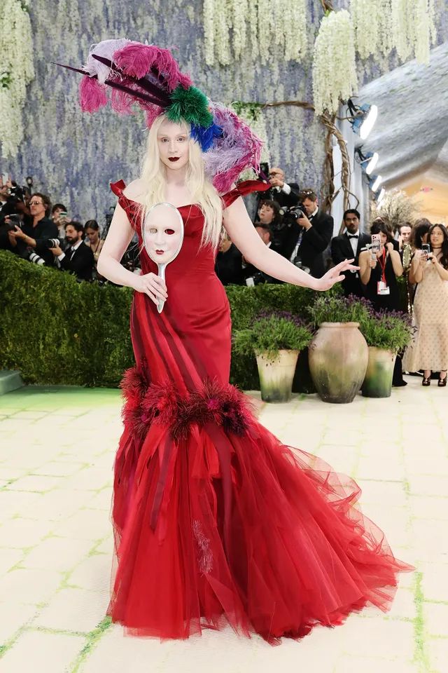 Gwendoline Christie in Giles Deacon