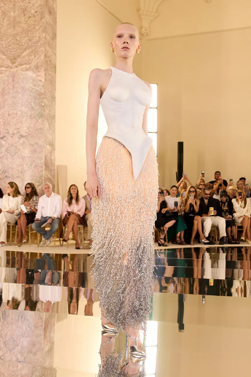 Sursa foto: schiaparelli.com