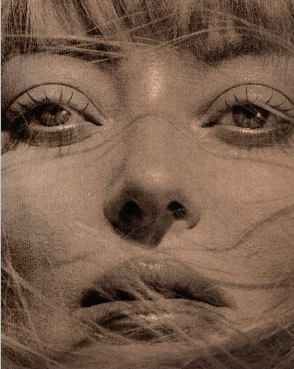 delia