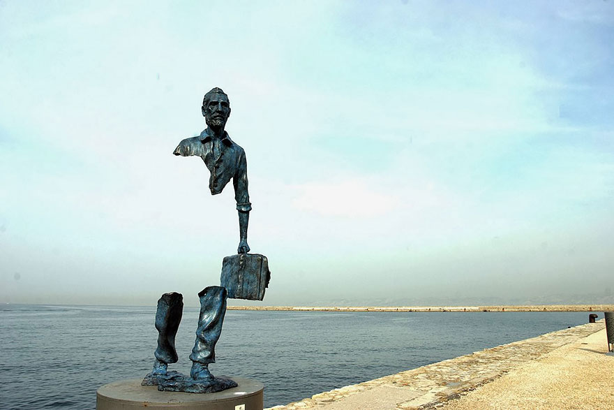 statuie m
